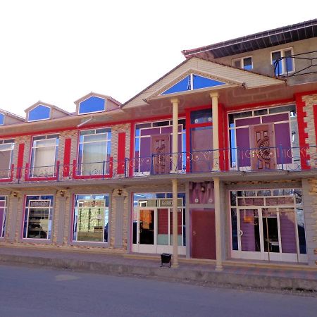 Tubram S Ailəvi Qonaq Evi Panzió Şǝki Kültér fotó