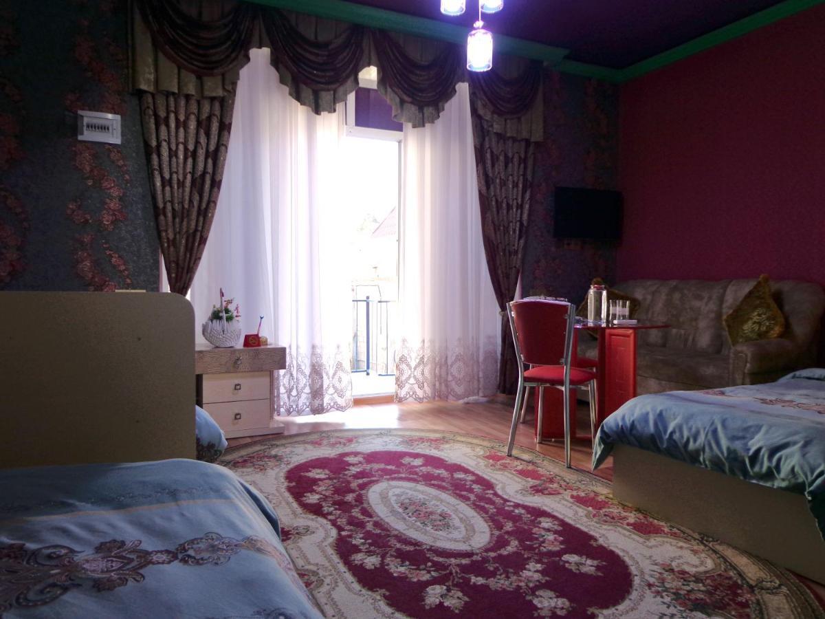 Tubram S Ailəvi Qonaq Evi Panzió Şǝki Kültér fotó