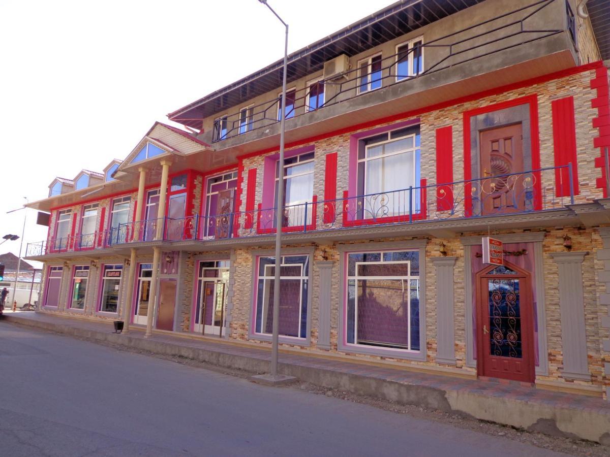 Tubram S Ailəvi Qonaq Evi Panzió Şǝki Kültér fotó