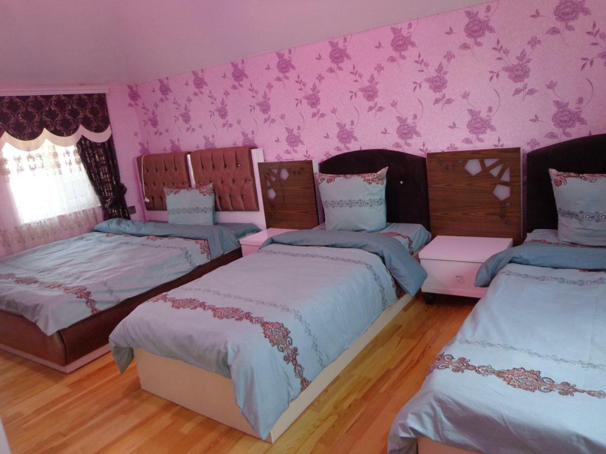 Tubram S Ailəvi Qonaq Evi Panzió Şǝki Kültér fotó