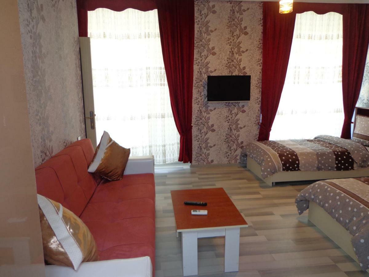 Tubram S Ailəvi Qonaq Evi Panzió Şǝki Kültér fotó
